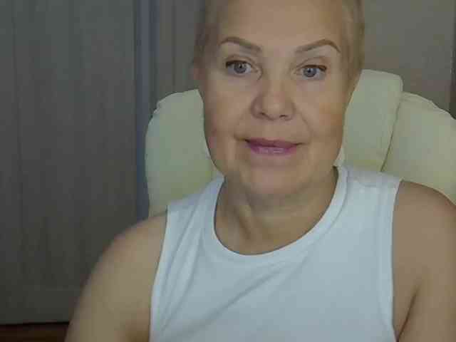 IFannyLove Live Webcam on BongaCams