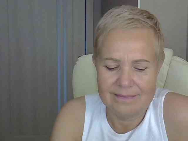 IFannyLove's webcam live show
