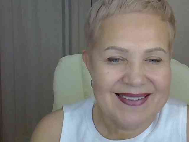 IFannyLove Live Webcam on BongaCams