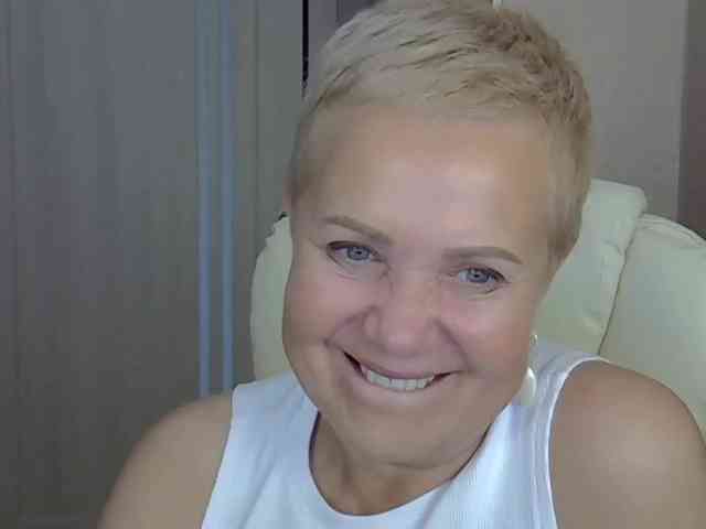 online chatroom IFannyLove