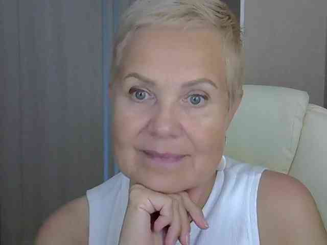 IFannyLove Live Webcam on BongaCams
