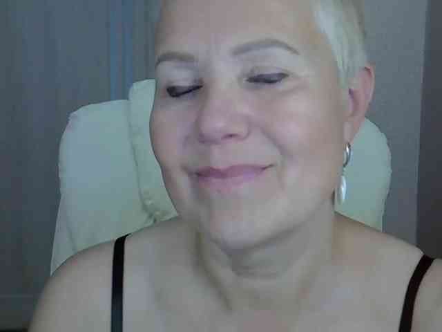 IFannyLove's webcam live show