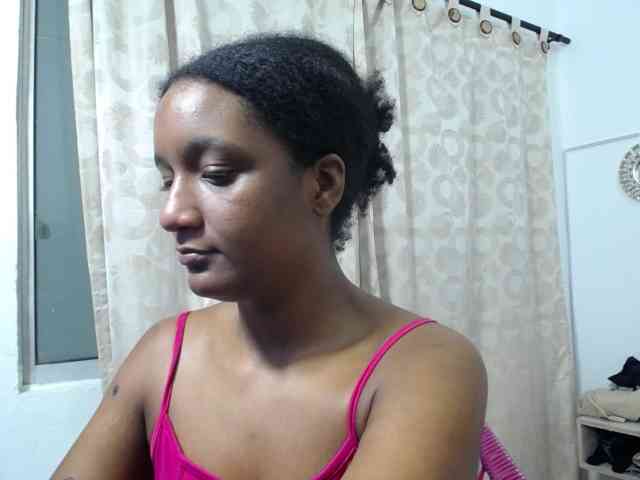 CattleyaHotGirl webcam