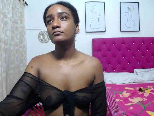 CattleyaHotGirl webcam