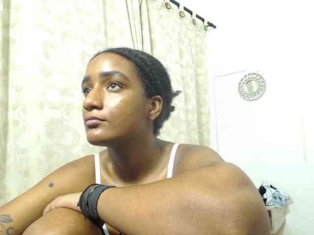 CattleyaHotGirl webcam
