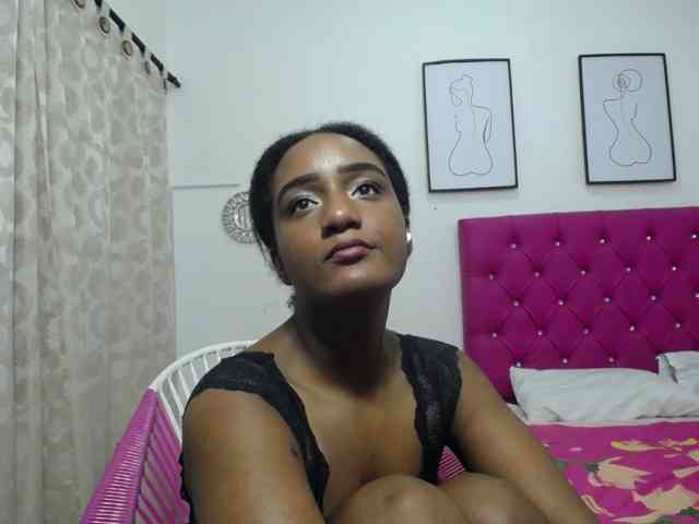 CattleyaHotGirl webcam