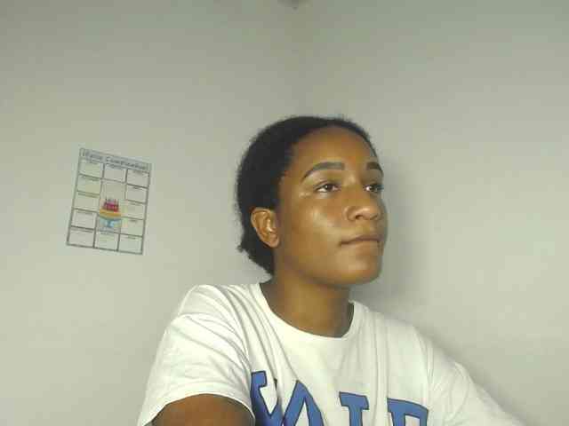CattleyaHotGirl webcam