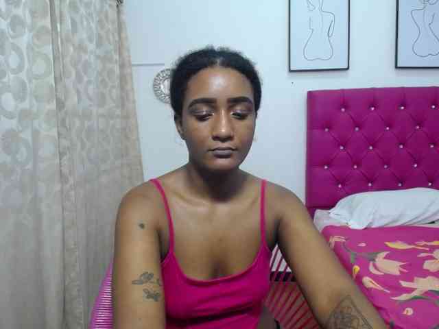 CattleyaHotGirl webcam