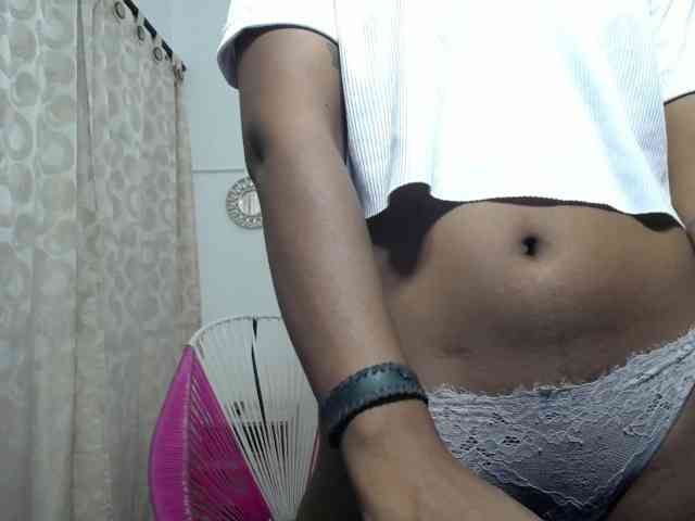 CattleyaHotGirl webcam