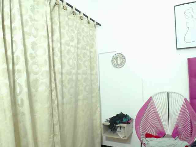 CattleyaHotGirl webcam