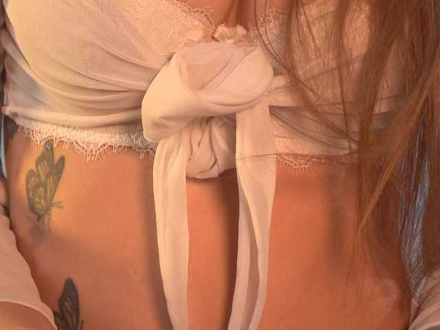 happywhores's BongaCams show and profile