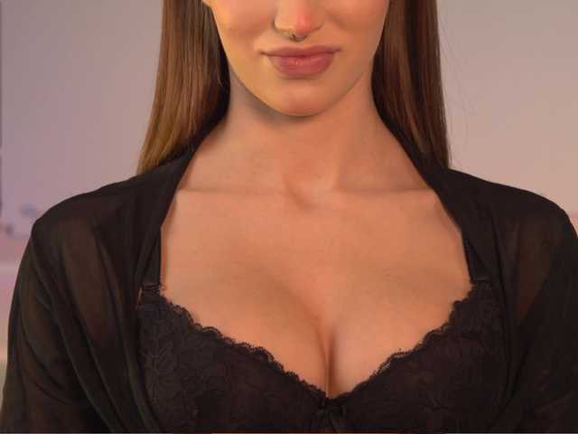 happywhores's BongaCams show and profile