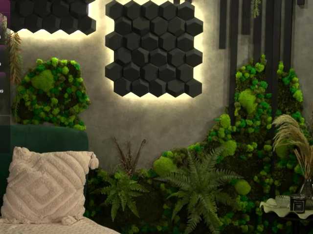 Offline happywhores on BongaCams