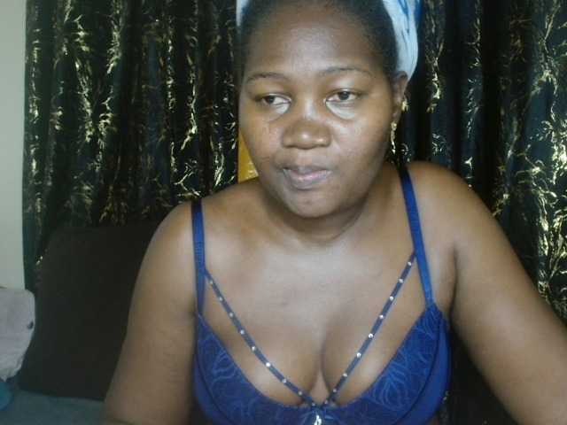 Sexxy-pretty24's BongaCams show and profile