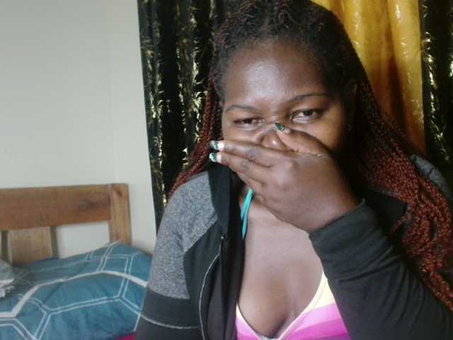 Sexxy-pretty24 webcam