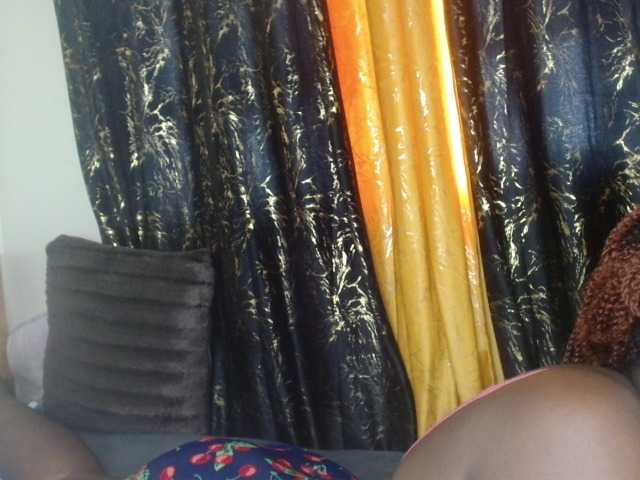 Sexxy-pretty24's BongaCams show and profile