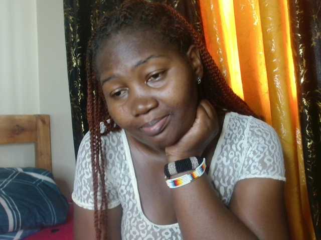 Sexxy-pretty24 webcam