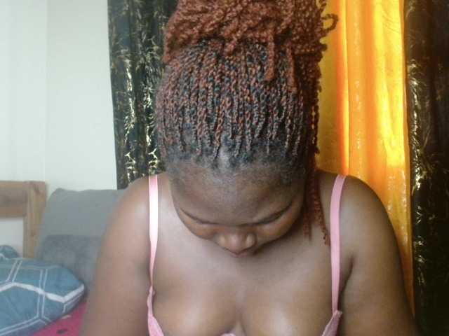 Sexxy-pretty24's BongaCams show and profile