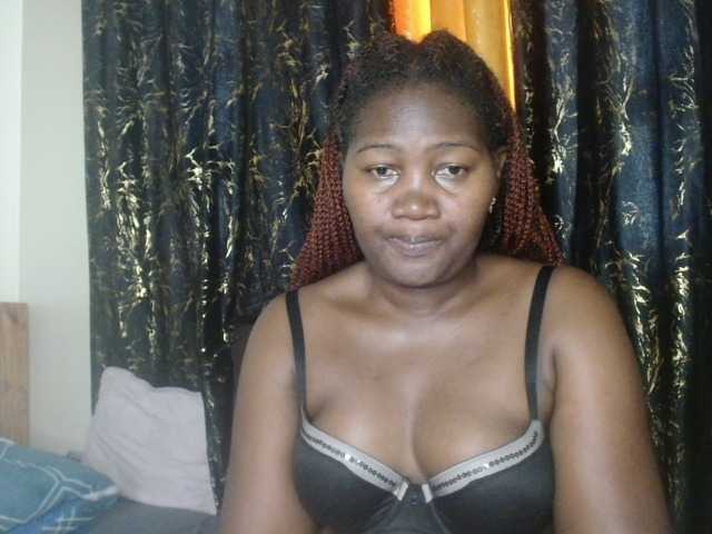 Sexxy-pretty24's BongaCams show and profile