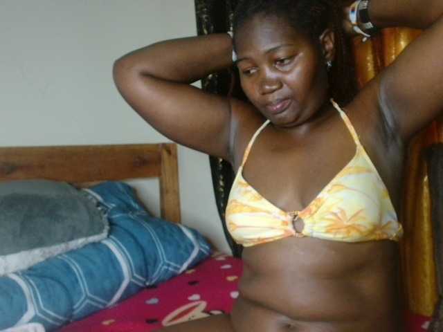 Sexxy-pretty24's BongaCams show and profile