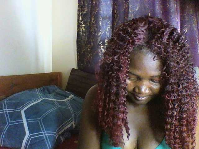 Sexxy-pretty24's BongaCams show and profile