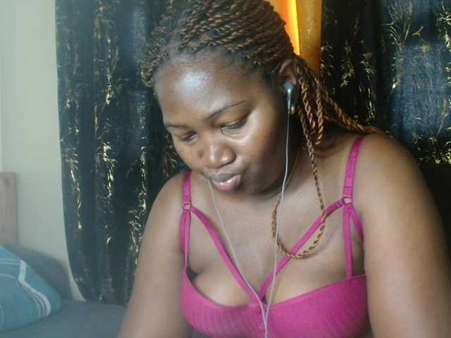 Sexxy-pretty24's BongaCams show and profile