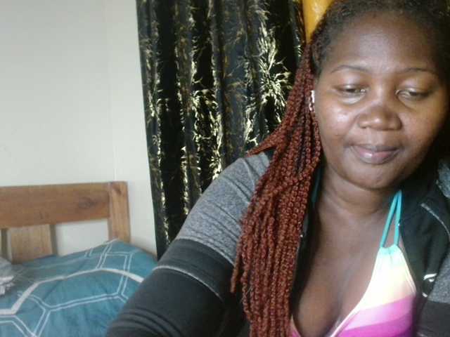 Sexxy-pretty24's BongaCams show and profile