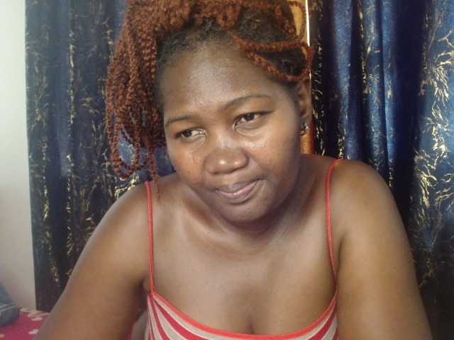 Sexxy-pretty24's BongaCams show and profile