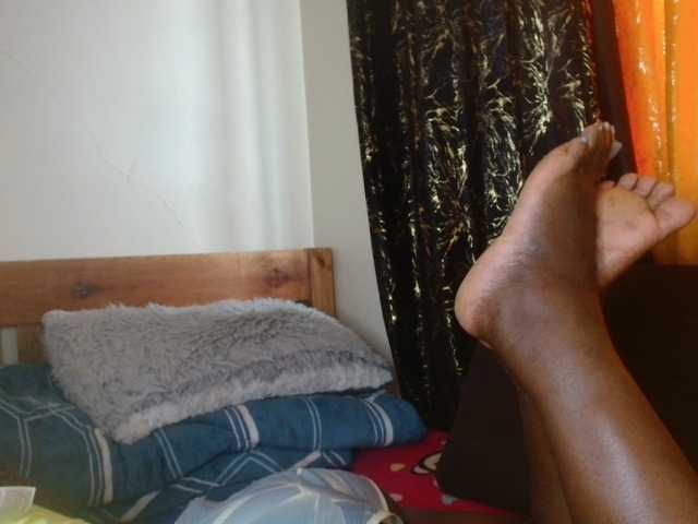 Sexxy-pretty24's BongaCams show and profile