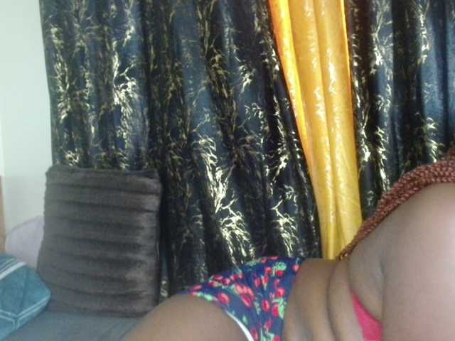 Sexxy-pretty24's BongaCams show and profile