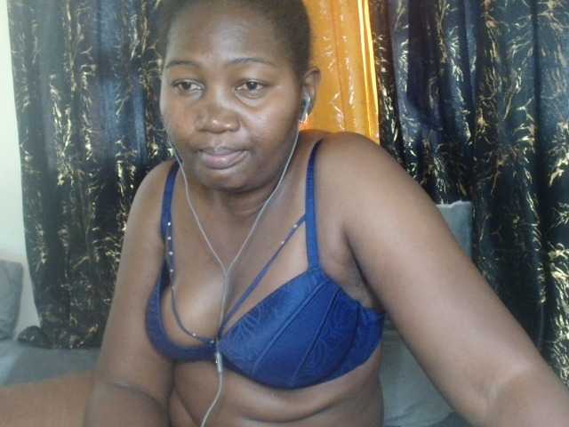 Sexxy-pretty24's BongaCams show and profile