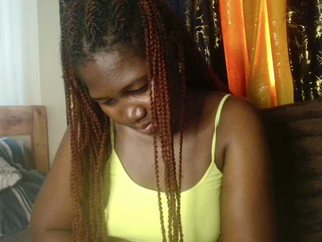 Sexxy-pretty24's BongaCams show and profile