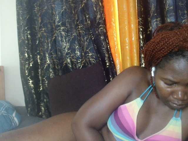 Sexxy-pretty24's BongaCams show and profile