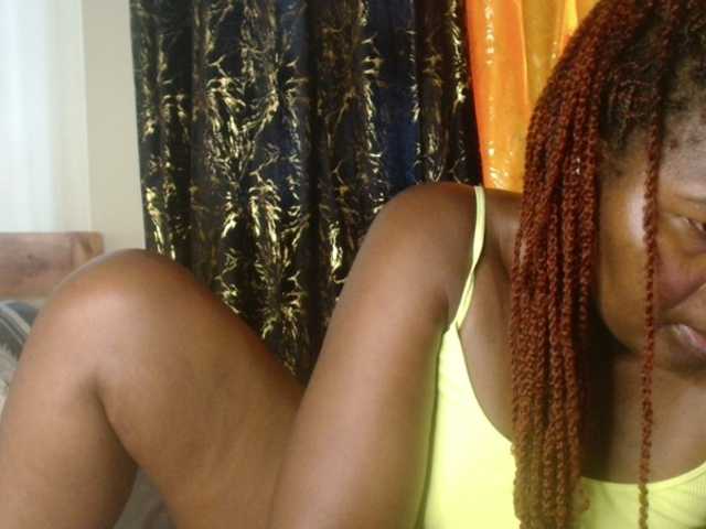 Sexxy-pretty24's BongaCams show and profile