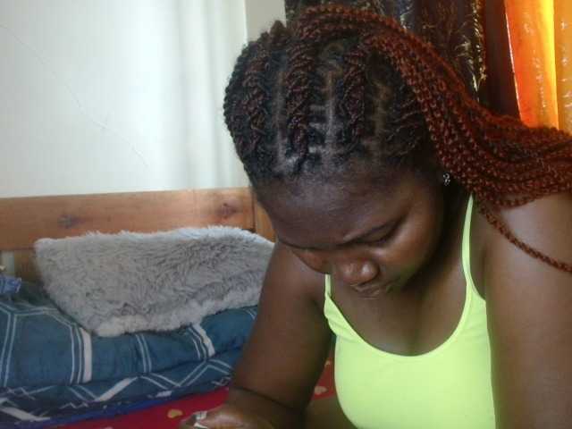 Sexxy-pretty24's BongaCams show and profile