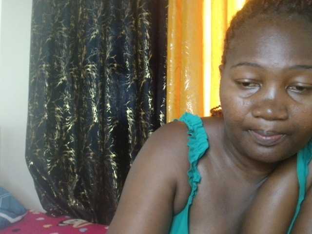 Sexxy-pretty24's BongaCams show and profile