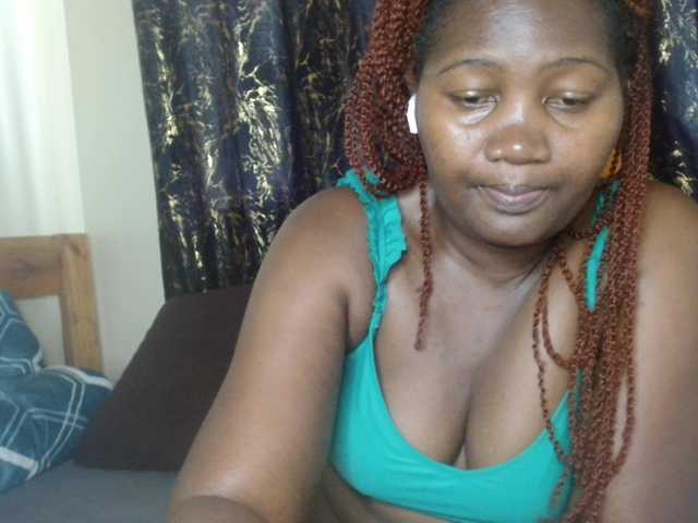 Sexxy-pretty24's BongaCams show and profile