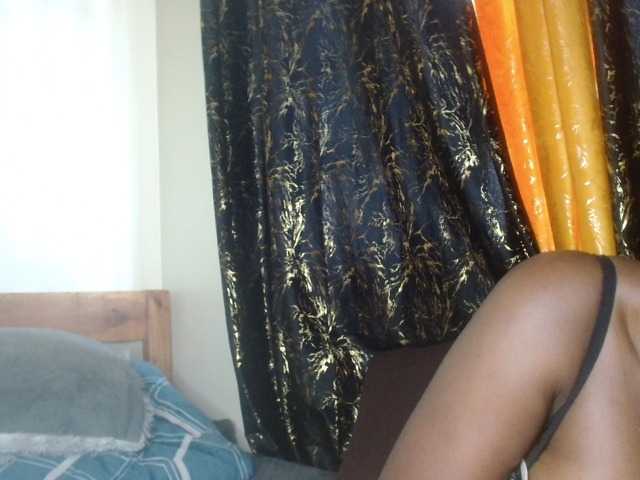 Sexxy-pretty24's BongaCams show and profile