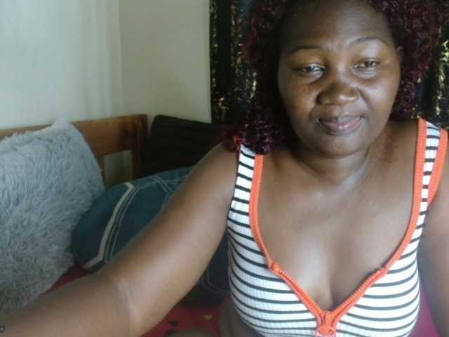 Sexxy-pretty24's BongaCams show and profile