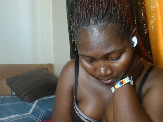 Sexxy-pretty24's BongaCams show and profile