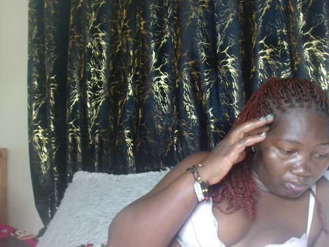 Sexxy-pretty24's BongaCams show and profile