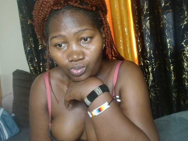 Sexxy-pretty24's BongaCams show and profile