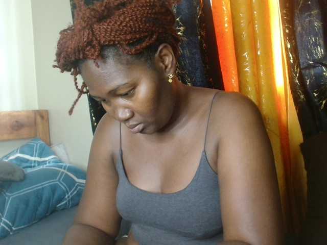 Sexxy-pretty24's BongaCams show and profile