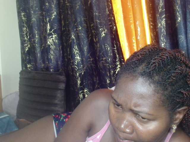 Sexxy-pretty24's BongaCams show and profile