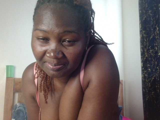 Sexxy-pretty24's BongaCams show and profile