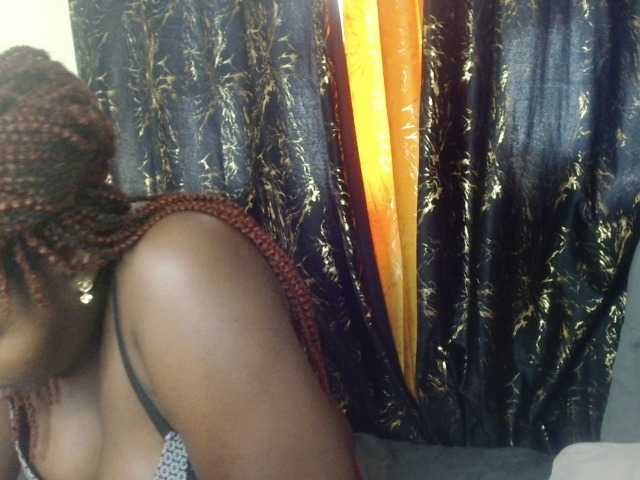 Sexxy-pretty24's BongaCams show and profile