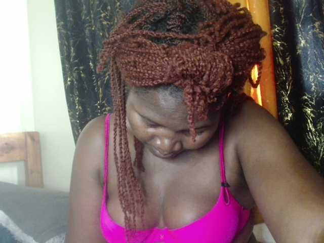 Sexxy-pretty24's BongaCams show and profile