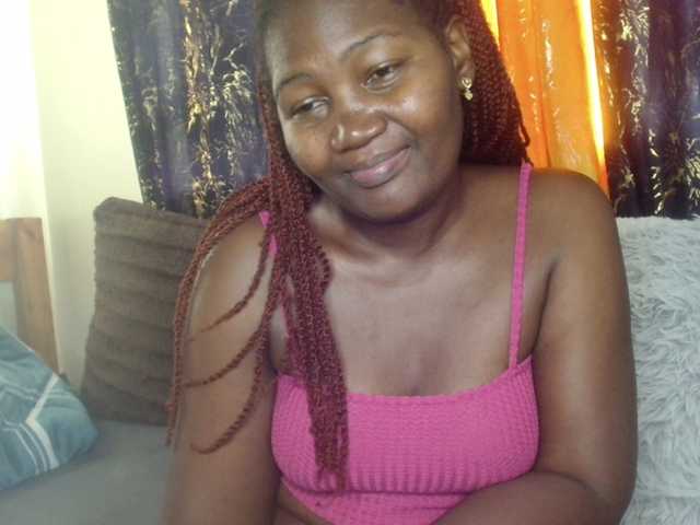 Sexxy-pretty24's BongaCams show and profile