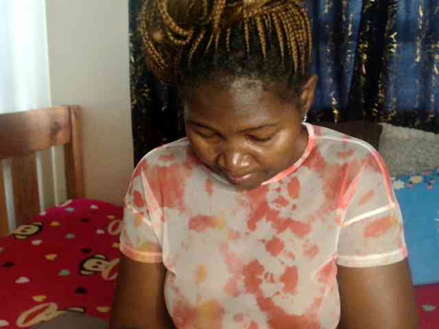 Sexxy-pretty24 webcam