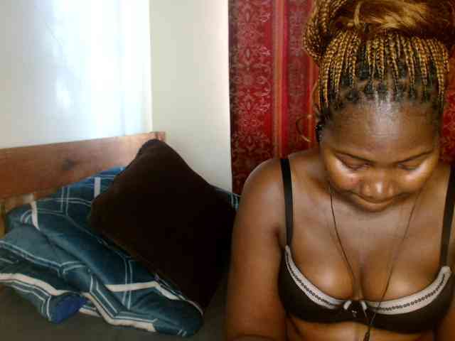 Sexxy-pretty24 webcam